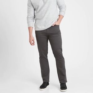 BANANA REPUBLIC Slim Fit Traveler Pants 34 x 30